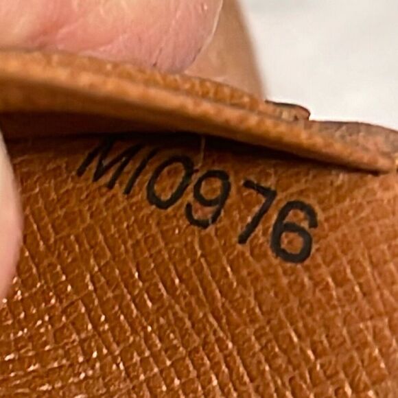 Louis Vuitton Brown Monogram Porte-Amon air Tresor Wallet - Picture 10 of 15